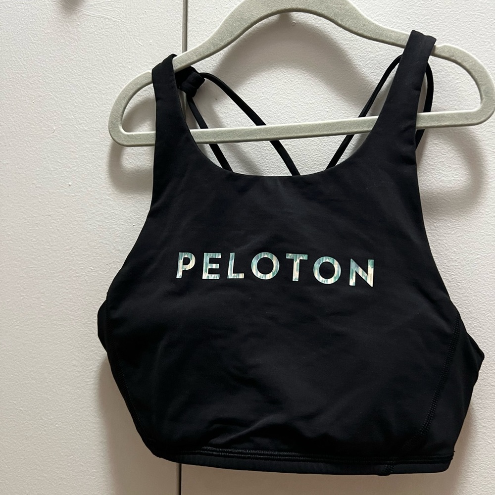 Peloton sports bra